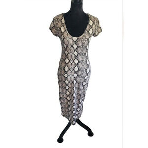See You Monday bodycon short sleeve maxi snakeskin print dress, size medium